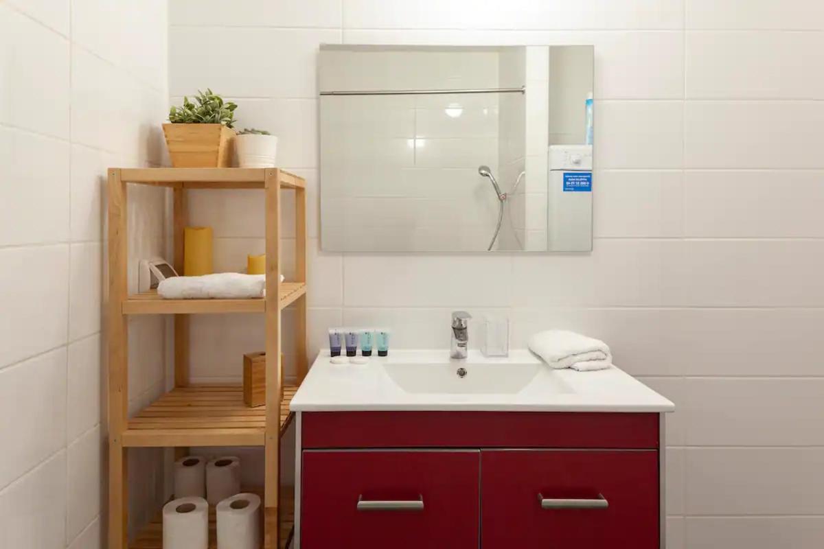 Oַ&O Group- Luxury Apt Tower Best Sea View Bat Yam Exterior photo